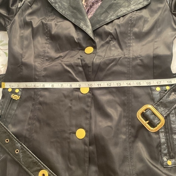 CLOAK DE’Lizza exclusive Internațional Corporation - Picture 14 of 16